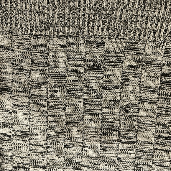 The Fifth Label Womens Knit Cold Shoulder Sweater - Picture 5 of 6